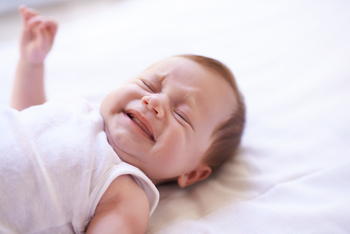 赤ちゃんがけいれんするときは危険 原因 症状と対処方法 ニコニコニュース