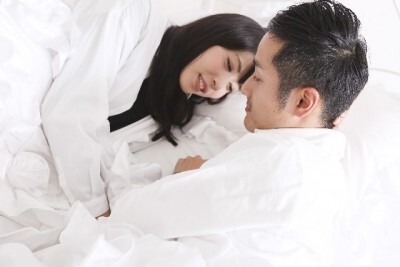 ド赤面ッ 彼氏の隣で 寝屁 してしまった時の対処法6つ ニコニコニュース