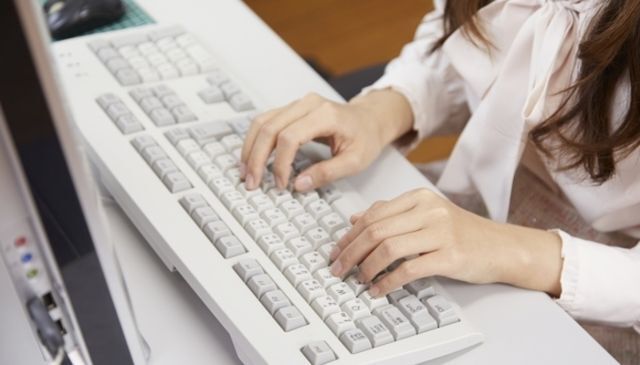 意外と多い ブラインドタッチ ができない社会人は約6割 ニコニコニュース 意外と多い ブラインドタッチ ができない社会人は約6割 ニコニコニュース