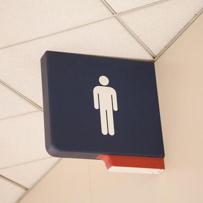 女性用トイレが大混雑 男性用トイレを使うのはマナー違反 ニコニコニュース 女性用トイレが大混雑 男性用トイレを使うのはマナー違反 ニコニコニュース