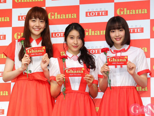 広瀬すず 土屋太鳳 松井愛莉が母の日ガーナのイベントで似顔絵に挑戦 ニコニコニュース 広瀬すず 土屋太鳳 松井愛莉が母の日ガーナのイベントで似顔絵に挑戦 ニコニコニュース
