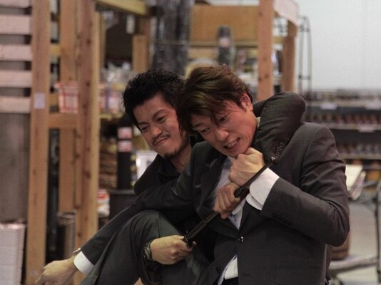 Crisis 小栗旬 西島秀俊 5人の敵と大乱闘 第6話 ド派手 アクション写真解禁 ニコニコニュース Crisis 小栗旬 西島秀俊 5人の敵と大乱闘 第6話 ド派手 アクション写真解禁 ニコニコニュース