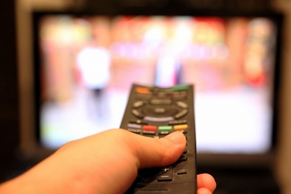 テレビ観ないからバカになる 発言に衝撃 どうでもいい芸能ニュースに影響を受ける人々 ニコニコニュース