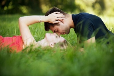 彼女持ち の男性ばかり好きになる女性の心理 抜け出す方法 ニコニコニュース
