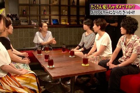 複数の恋人と同時に交際する ポリアモリー セックスレスで夫公認 Abematv ニコニコニュース