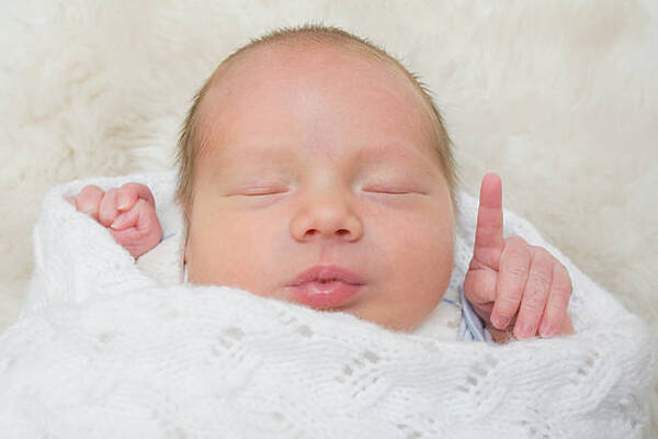 医師監修 指しゃぶりはいつまで 4歳までにやめさせる方法とは ニコニコニュース