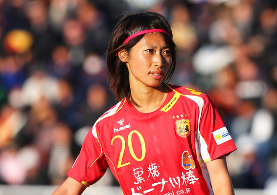 走って蹴ってバキバキ ポスト澤 候補のなでしこmf クリスマスの思い出 告白 ニコニコニュース