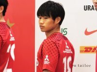 34番だけは絶対に 浦和復帰の山田直輝 背番号18に込めた決意とは ニコニコニュース 34番だけは絶対に 浦和復帰の山田直輝 背番号18に込めた決意とは ニコニコニュース