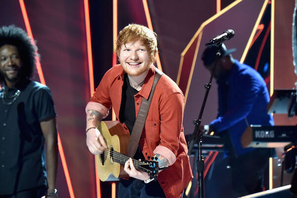 エド シーランが婚約 ニコニコニュース