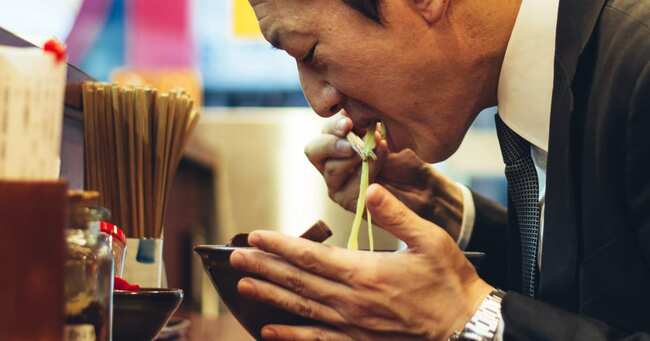 林修先生も初耳の ラーメンはすすらないで食べると損 すすれない人に驚きの声も ニコニコニュース 林修先生も初耳の ラーメンはすすらないで食べると損 すすれない人に驚きの声も ニコニコニュース