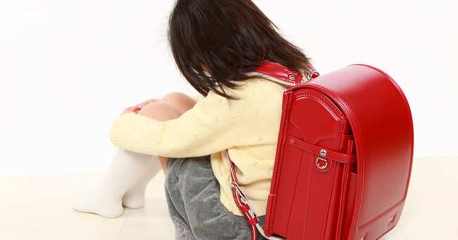 電車内で小1女児の腹を殴った40歳男が逮捕 暴行の動機に批判が相次ぐ ニコニコニュース