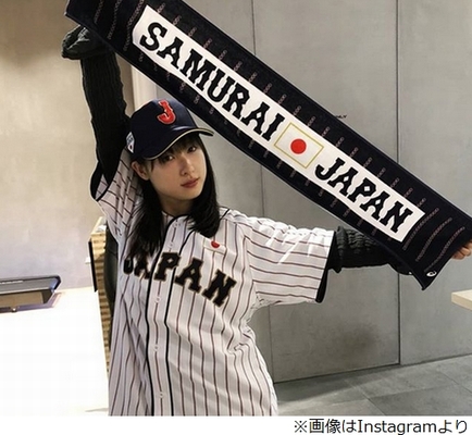 土屋太鳳の 侍ジャパン ユニ姿に大絶賛 ニコニコニュース