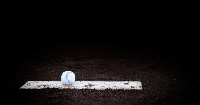 阪神 山脇スコアラーが逮捕 女性のスカート内をスマートフォンで盗撮 ニコニコニュース