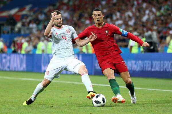 ポルトガル対スペインの激闘に伊メディアも反応 スペインは遊び ロナウドはサッカー ニコニコニュース ポルトガル対スペインの激闘に伊メディアも反応 スペインは遊び ロナウドはサッカー ニコニコニュース