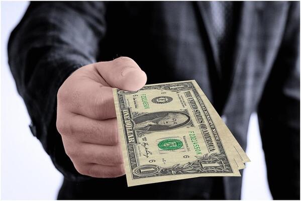 成功者は牛丼に生卵をつけない 年収1億円以上になる人 の習慣 ニコニコニュース