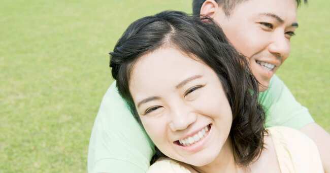 甘えてくる男性に女性の反応は 本当は甘えたいのに強がる人の心理とは ニコニコニュース
