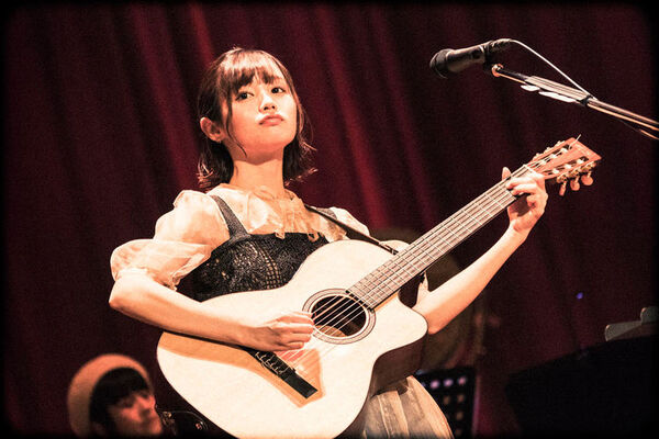 ただいまー 藤原さくら 全国ホールツアーが故郷で終幕 ニコニコニュース ただいまー 藤原さくら 全国ホールツアーが故郷で終幕 ニコニコニュース