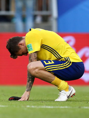 リンデロフを突然の体調不良が襲う ニコニコニュース