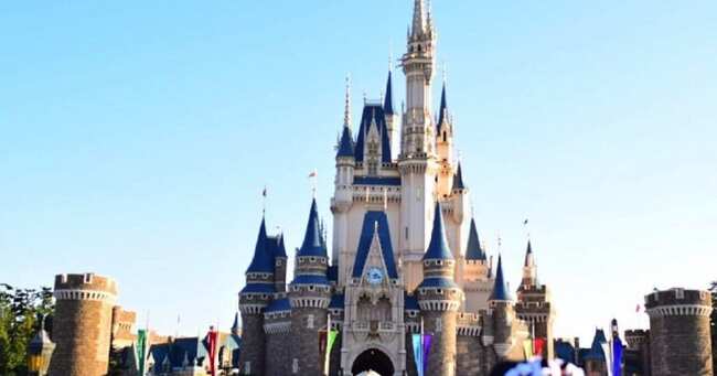 ディズニーで結婚式をしたい と必死の彼氏 その理由に 結婚やめたほうがいい ニコニコニュース ディズニーで結婚式をしたい と必死の彼氏 その理由に 結婚やめたほうがいい ニコニコニュース