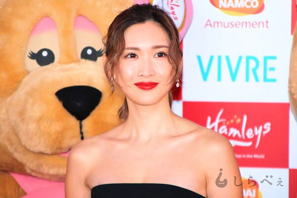 紗栄子 入浴中セクシー写真を公開 デコルテを大胆に露出した お風呂自撮り ニコニコニュース 紗栄子 入浴中セクシー写真を公開 デコルテを大胆に露出した お風呂自撮り ニコニコニュース