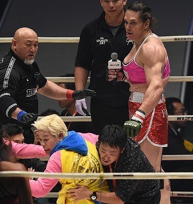 Rizin榊原委員長 神取忍の乱闘劇に 日本のプロレスラーは捨てたもんじゃない ニコニコニュース