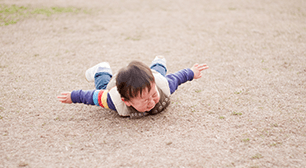 鼻血が止まらなかったりすぐ転んだりする4歳児 早産が原因 ニコニコニュース