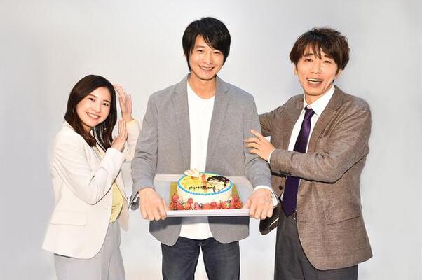 吉高由里子 ユースケ サンタマリア 向井理の誕生日をサプライズでお祝い ニコニコニュース 吉高由里子 ユースケ サンタマリア 向井理の誕生日をサプライズでお祝い ニコニコニュース