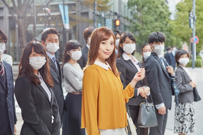 藤井香愛の不気味な微笑みふたたび フマキラー新cmがオンエア開始 ニコニコニュース 藤井香愛の不気味な微笑みふたたび フマキラー新cmがオンエア開始 ニコニコニュース