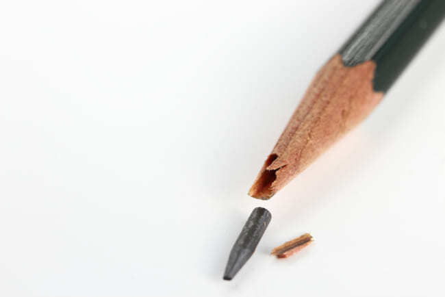 子どもの頃 鉛筆が刺さってできた黒い傷痕 今からでもきれいに治せる ニコニコニュース