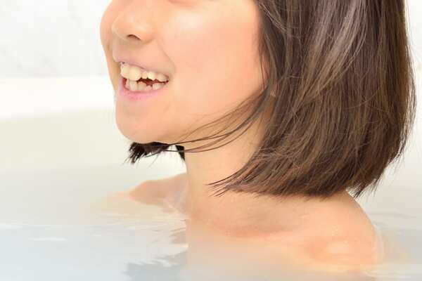 裸の女児を縛って水風呂に沈めた男女 鬼畜すぎる虐待に怒りの声 ニコニコニュース 裸の女児を縛って水風呂に沈めた男女 鬼畜すぎる虐待に怒りの声 ニコニコニュース