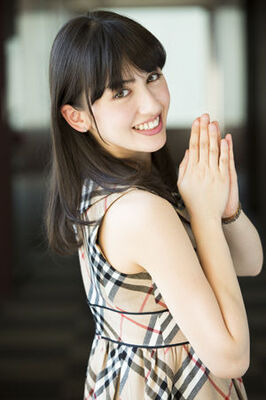 ２０１３年ｈｏｐｅ美女 清楚で偏愛気質 のハーフアナウンサー 小林悠 ニコニコニュース