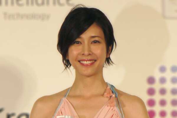 竹内結子 収録中に泣き出し共演者も動揺 事務所もよくokしたな と驚きの声も ニコニコニュース 竹内結子 収録中に泣き出し共演者も動揺 事務所もよくokしたな と驚きの声も ニコニコニュース