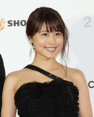 有村架純 バッサリ切った新ヘアスタイルに反響 女神と見間違えました 激カワ ニコニコニュース 有村架純 バッサリ切った新ヘアスタイルに反響 女神と見間違えました 激カワ ニコニコニュース