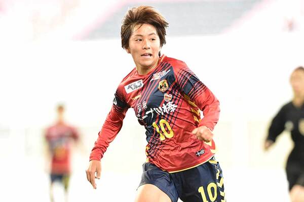 なでしこ岩渕真奈 インスタ再開 1回目 の投稿は 世界的スターと 集合ショット 反響 ニコニコニュース なでしこ岩渕真奈 インスタ再開 1回目 の投稿は 世界的スターと 集合ショット 反響 ニコニコニュース