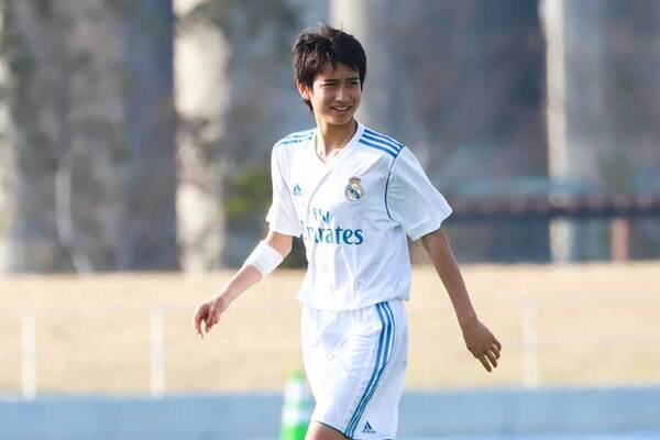 将来の日本のスター レアル15歳mf中井卓大 m強烈ミドル弾 の称賛止まず ニコニコニュース 将来の日本のスター レアル15歳mf中井卓大 m強烈ミドル弾 の称賛止まず ニコニコニュース