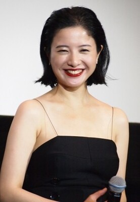 吉高由里子 ギャル メイクで別人のよう 街中歩いてても気づかない の声 ニコニコニュース 吉高由里子 ギャル メイクで別人のよう 街中歩いてても気づかない の声 ニコニコニュース