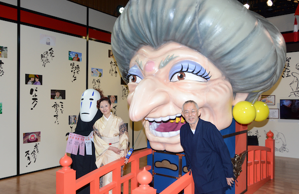 鈴木敏夫とジブリ展 が開幕 超巨大な湯婆婆像の前に 鈴木敏夫と女優 夏木マリが登場 ニコニコニュース