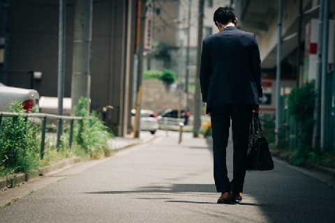 刑務所にいた過去 会社に打ち明けたらクビ 社会の目があるから 再起できず苦悩 ニコニコニュース