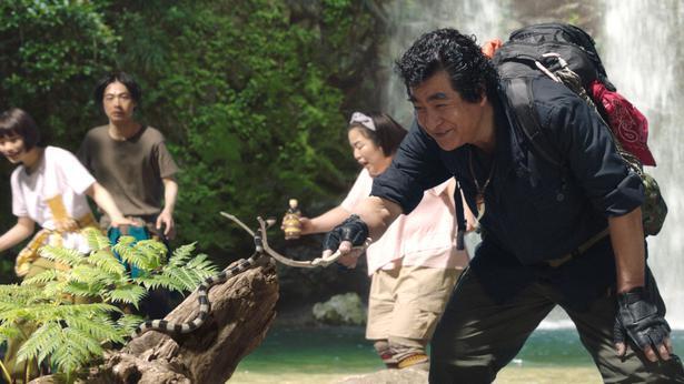 この惑星の藤岡弘 はいつも本気 クラフトボス 新cmで危険生物を撃退 ニコニコニュース この惑星の藤岡弘 はいつも本気 クラフトボス 新cmで危険生物を撃退 ニコニコニュース