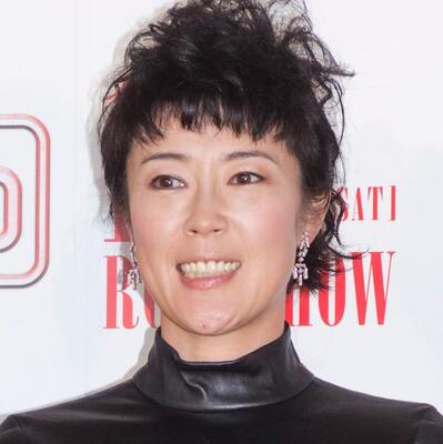 寺島しのぶ 蜷川幸雄さんの 情熱指導 を回想 箱馬やスリッパが飛んできた ニコニコニュース