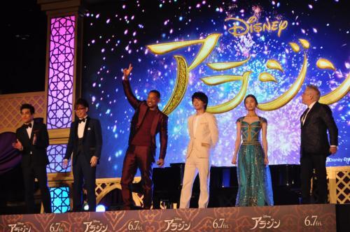 アラジン ウィル スミス 山寺宏一2人の ジーニー が登場 共通点はハンサムなこと アラジン マジック カー ニコニコニュース