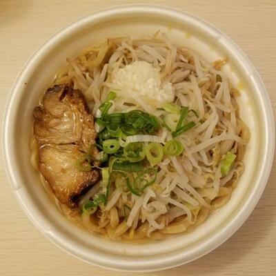 Hikakinがセブンイレブンの商品トップ3の5月編を発表 1位は 中華蕎麦 とみ田 監修 豚ラーメン ニコニコニュース Hikakinがセブンイレブンの商品トップ3の5月編を発表 1位は 中華蕎麦 とみ田 監修 豚ラーメン ニコニコニュース