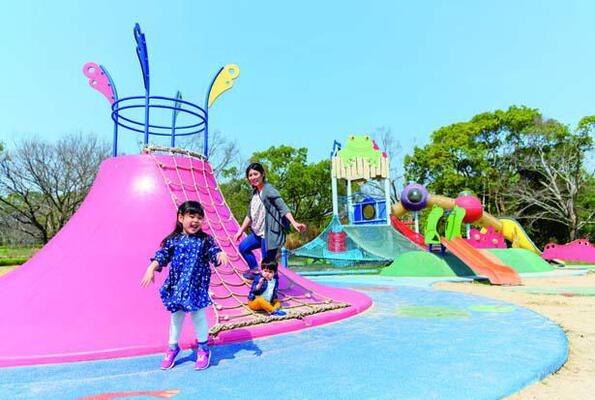 ファミリーにおすすめの遊び場を厳選 遊具充実の公園ベスト10 ニコニコニュース