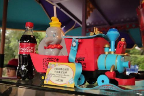 こんにちは 香港ダンボです カップケーキにポップコーンバケットまでパークのかわいいダンボまとめ ニコニコニュース