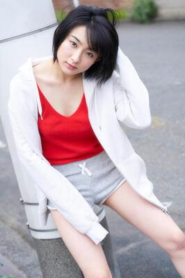 注目の若手女優 早乙女ゆう デジタル写真集で二十歳の素顔披露 ニコニコニュース