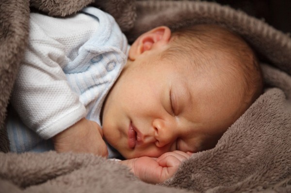 乳児の耳に漂白剤を入れ続けた母親 子は体中の穴から出血 恐ろしい告白にネット震撼 ニコニコニュース 乳児の耳に漂白剤を入れ続けた母親 子は体中の穴から出血 恐ろしい告白にネット震撼 ニコニコニュース