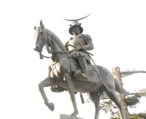 戦国武将に学ぶ 伊達政宗 大胆な開き直りで乱世を生き抜いた 奥州の覇者 ニコニコニュース 戦国武将に学ぶ 伊達政宗 大胆な開き直りで乱世を生き抜いた 奥州の覇者 ニコニコニュース