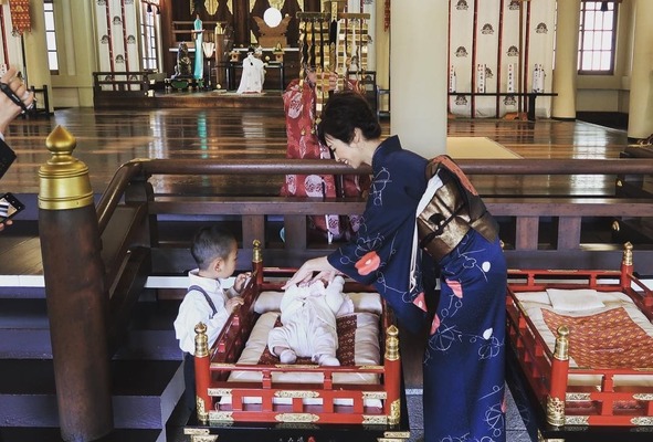 お宮参りの持ち物完全版 必ず用意したいものとあると便利なアイテムとは ニコニコニュース