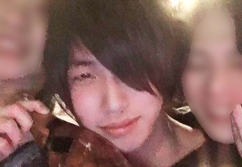女性にメッタ刺しにされたホストが復活 snsで心ない質問に答えるなどコミュ力が高く好感度アップ中 ニコニコニュース 女性にメッタ刺しにされたホストが復活 snsで心ない質問に答えるなどコミュ力が高く好感度アップ中 ニコニコニュース