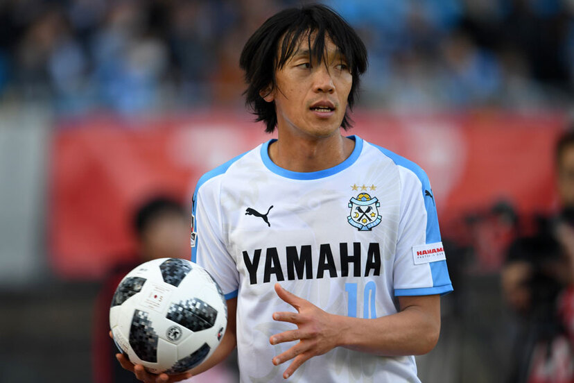 横浜fc中村俊輔 山口戦で移籍後初のベンチ入り 自身初のj2出場なるか ニコニコニュース